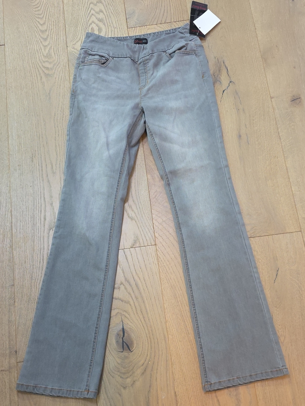 Women's Gray Flare Jeans - Classic Everyday Fit